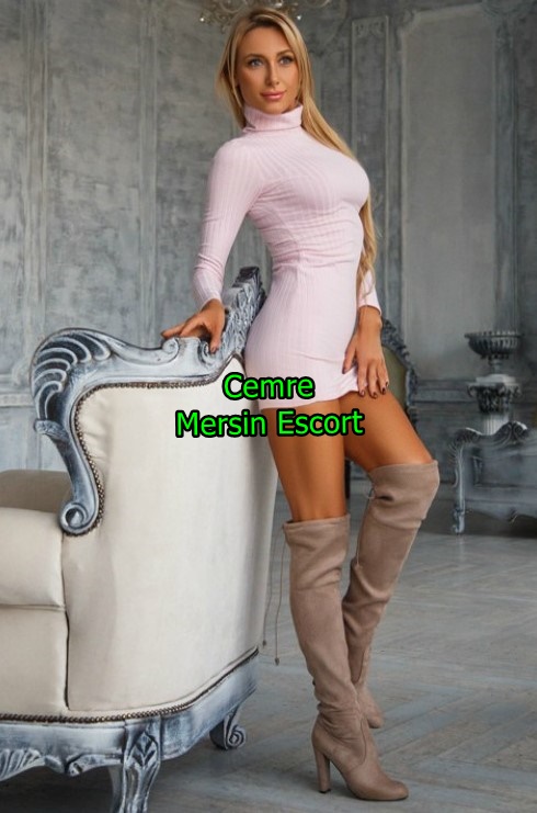 mersinescortcemre-3-1 Mersin Escort Cemre Olarak Yatakta Azgın Şekilde Seni Bekliyorum